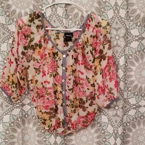 Juniors flowered top
